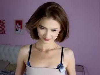 bluuemarine chaturbate stream image, 05.09.2026 16:40