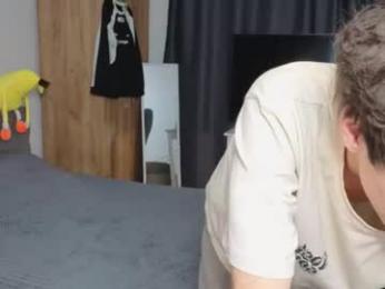 em_chipsi chaturbate stream image, 06.09.2026 21:30