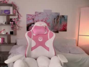 poompoompeach_ chaturbate stream image, 16.09.2026 07:00