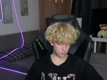 em_chipsi chaturbate stream image, 19.09.2026 07:40