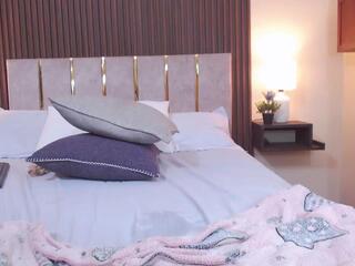 Pretty Veronica flirt4free stream image, 30.09.2026 18:20