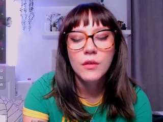 marinalovesyou camsoda stream image