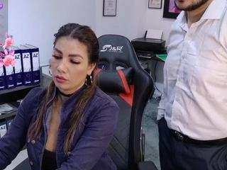amyhonney camsoda stream image