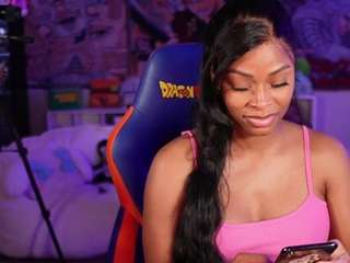 lovenzia camsoda stream image