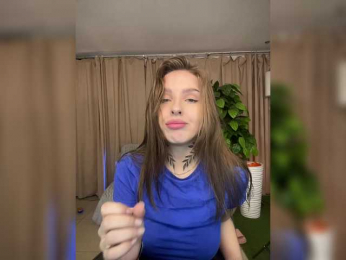 miachill bongacams stream image