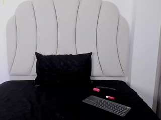 kaity-layne camsoda stream image