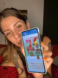 Izy_cute_ stripchat stream image