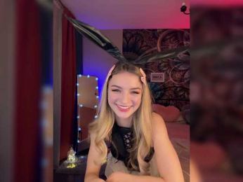 ilittleheart bongacams stream image