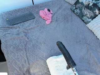 angie-roses camsoda stream image