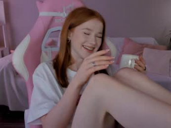 leahsthetics chaturbate stream image