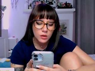 marinalovesyou camsoda stream image