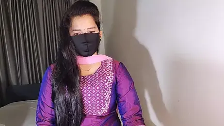 YourLovelyQueen stripchat stream image