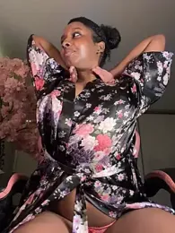 Your_Paris stripchat stream image