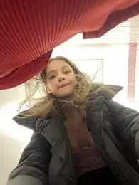 Mila___meow stripchat stream image