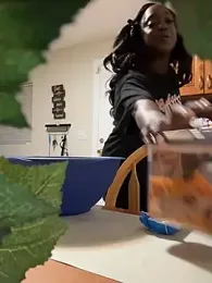Zadaraye stripchat stream image