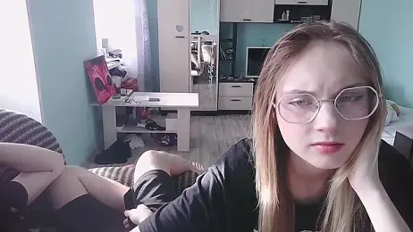 emolina1337 stripchat stream image