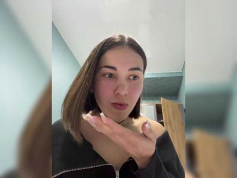 wlcm2talilia bongacams stream image