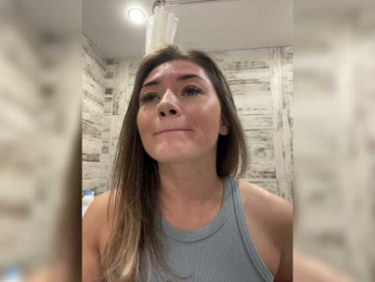juicy-peachh bongacams stream image