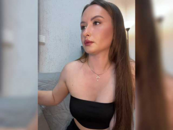 PLEELUS bongacams stream image