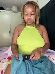 Annabelle2X stripchat stream image