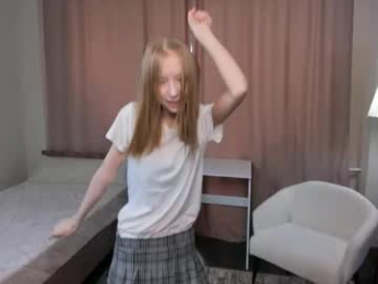lynetcheckley chaturbate stream image
