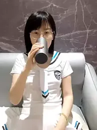 qxyqxy stripchat stream image