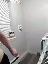 Snowbunnycake_131 stripchat stream image, 18.05.2025 00:40